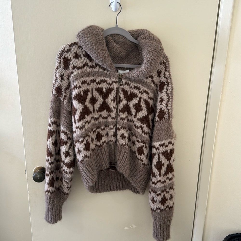 Frame Sweater!